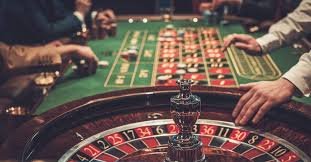 Fitur bonus putaran gratis dalam permainan Jewels of Prosperity